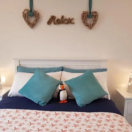 Holiday home The Coral Doolin
